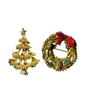 Cheistmas pins (2)‎
